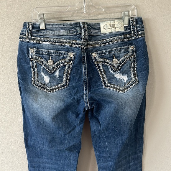 Miss Me Mid-Rise Easy Crop Capri Jeans Women's Size 29 Bling - Picture 8 of 16